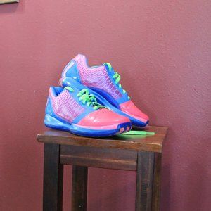 Rare Sample Size 9 shoe